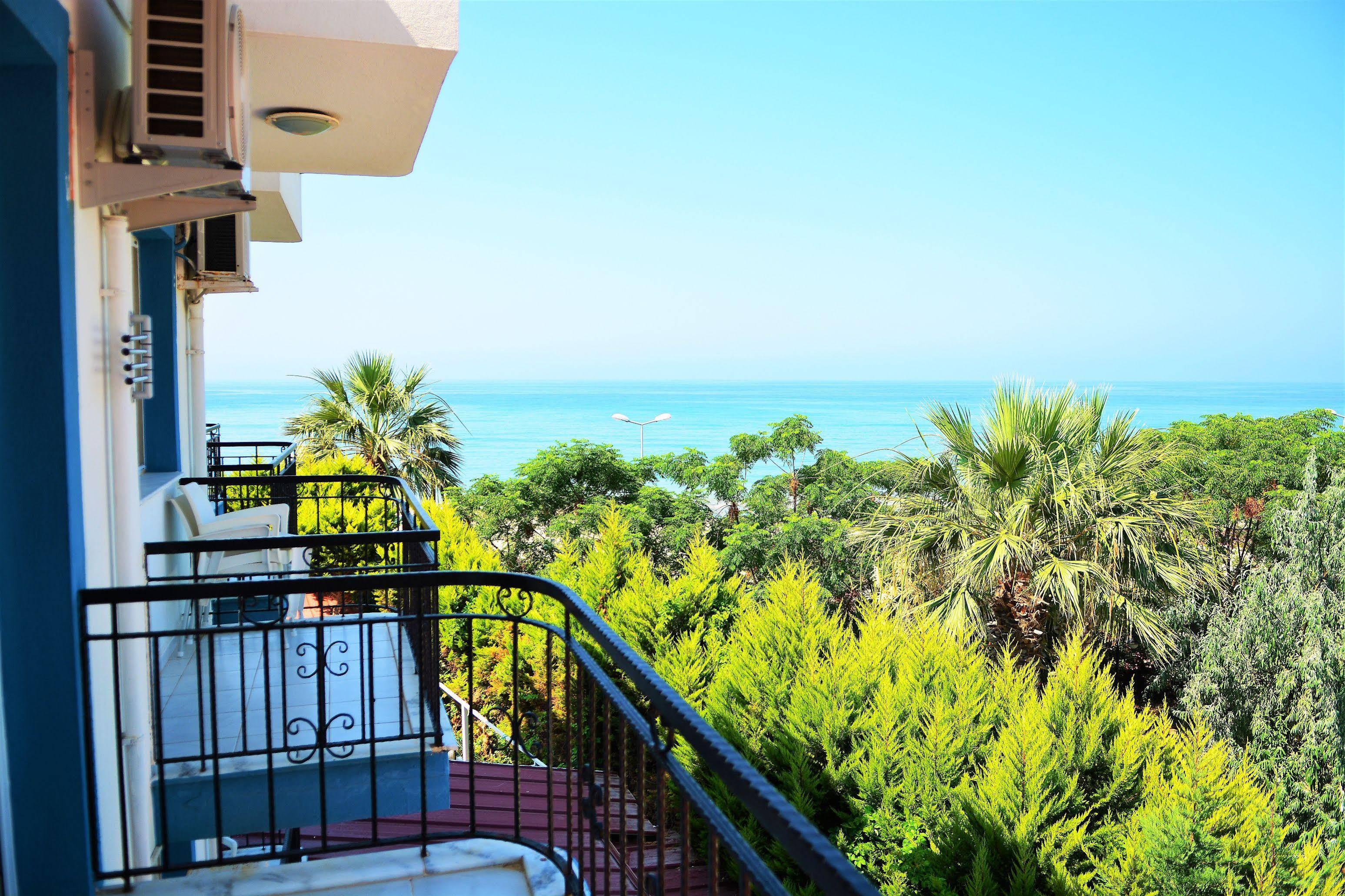 Gumuldur Mavi Deniz Hotel Exterior foto